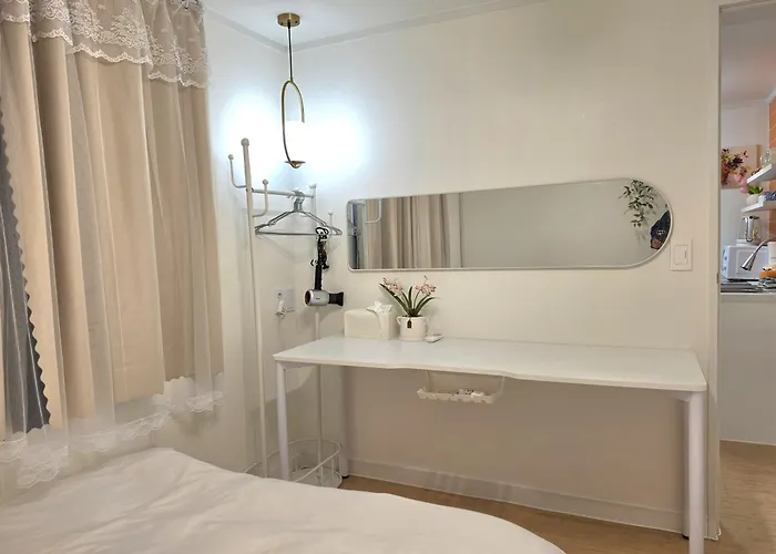 Appartement By The Blue House